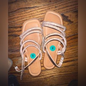 woman’s sandals size 8